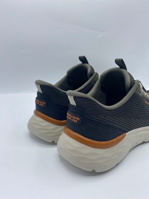 Sneakers Uomo Skechers Verde Militare 211369 – Comfort e Stile - Foto 5